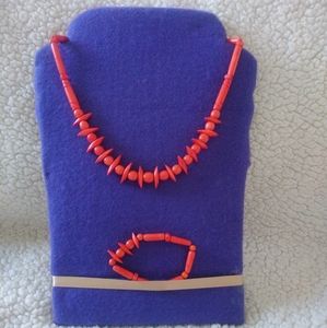 2️⃣ handmade Necklaces and a set